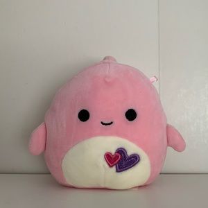 Squishmallow Daja the Pink Dolphin
